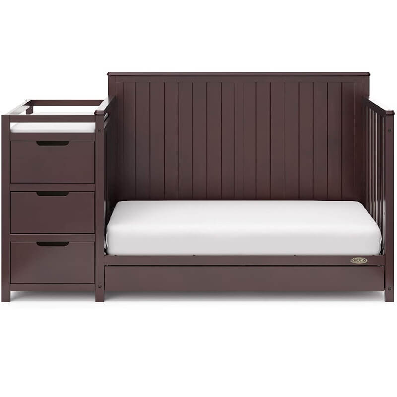 Graco hadley crib with store changing table
